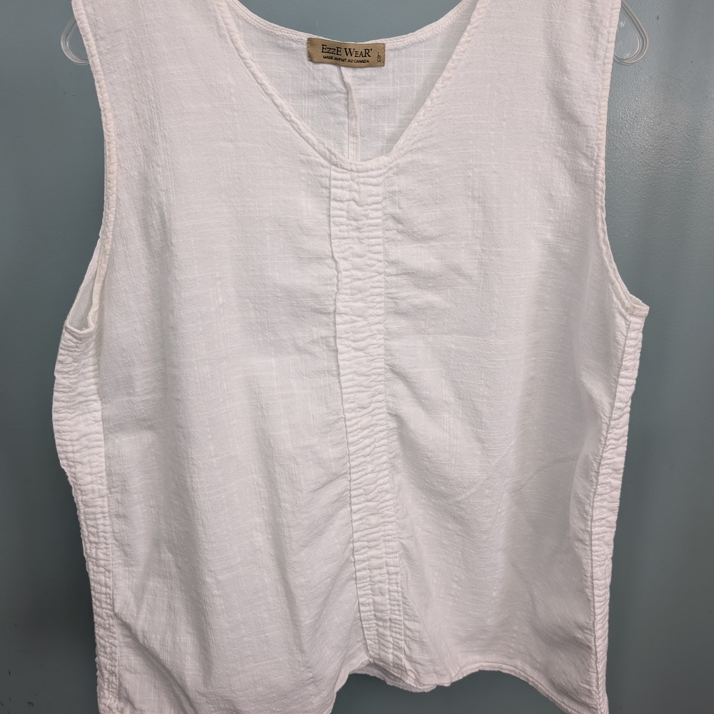 Eddie Bauer Women's White Sleeveless Top